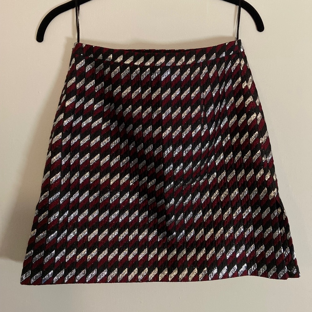 Christopher Kane UK 6/US 2 skirt - new with tags - geometric silver red